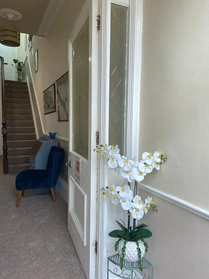 The Mountview Hotel Scarborough Guest house